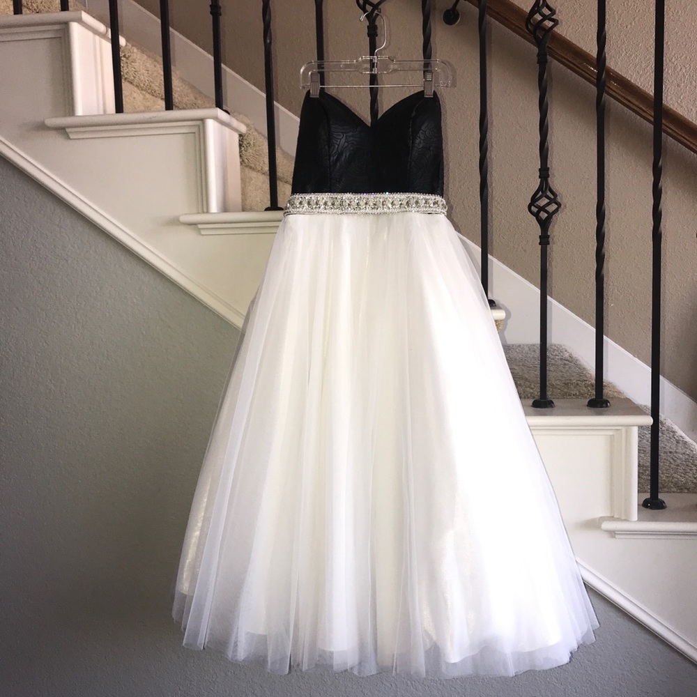 Prom or HOCO dress